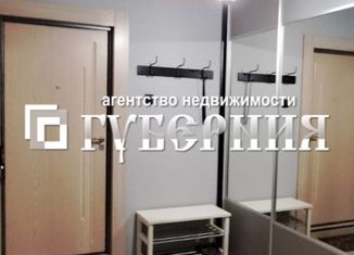 2-комнатная квартира на продажу, 60 м2, поселок Зональная Станция, улица Королёва, 4