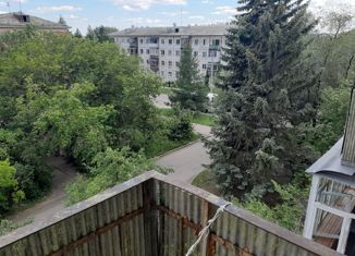 Сдам 2-ком. квартиру, 47.8 м2, Озёрск, улица Космонавтов, 28