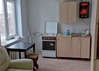 Продаю квартиру студию, 30 м2, Новомосковск, улица Маяковского, 2А