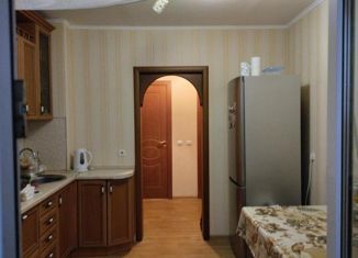 Продаю 2-комнатную квартиру, 50 м2, Ярославль, Суздальское шоссе, 18к2, район Суздалка