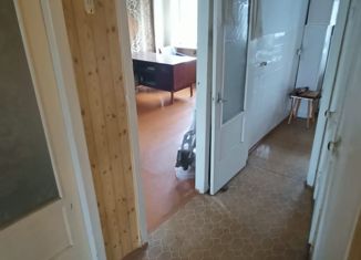 Продается трехкомнатная квартира, 60 м2, Минеральные Воды, проспект 22-го Партсъезда, 100