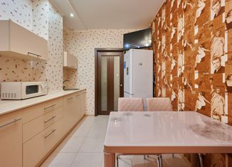 Продаю двухкомнатную квартиру, 64 м2, Краснодар, улица имени 40-летия Победы, 103, ЖК Возрождение