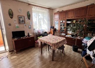 Продается 2-ком. квартира, 68 м2, поселок городского типа Уруссу, Пионерская улица, 14