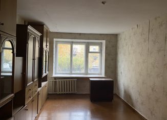 Продается 3-ком. квартира, 61.5 м2, поселок городского типа Полазна, улица 50 лет Октября, 13