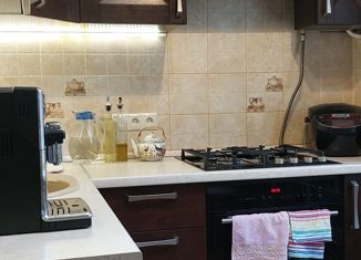 Продажа трехкомнатной квартиры, 63.6 м2, Москва, улица Генерала Антонова, улица Генерала Антонова, 8