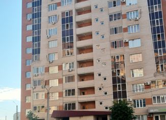 Продаю 1-ком. квартиру, 42 м2, Оренбургская область, Салмышская улица, 62