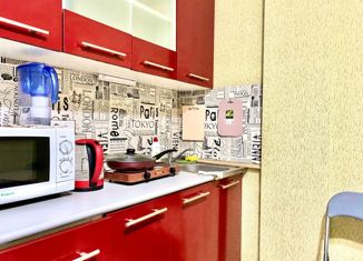 Продаю 1-комнатную квартиру, 28 м2, Сочи, улица Надежды, 8, микрорайон Энергетик-Изумруд