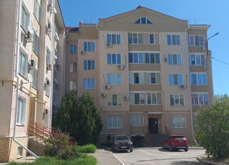 Продам двухкомнатную квартиру, 75 м2, Волгоградская область, 5-й микрорайон, 109А