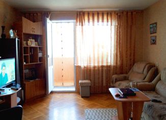 Продам трехкомнатную квартиру, 70 м2, Крымск, улица Карла Либкнехта, 4