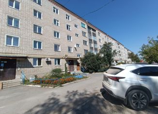 Продается трехкомнатная квартира, 59 м2, Красноуфимск, улица Куйбышева, 55
