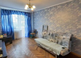 Продаю 3-комнатную квартиру, 56 м2, Пушкин, улица Генерала Хазова, 34