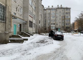 Сдача в аренду однокомнатной квартиры, 35.7 м2, Александров, улица Свердлова, 38