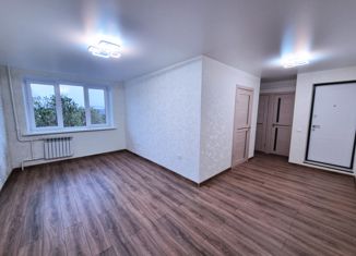 Двухкомнатная квартира на продажу, 41.2 м2, Никольское, Советский проспект, 215