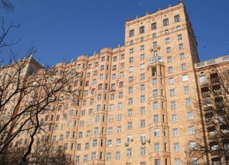 Продается трехкомнатная квартира, 76 м2, Москва, Фрунзенская набережная, 50, метро Спортивная