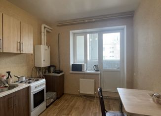 Продаю 1-ком. квартиру, 36 м2, Ставрополь, улица Рогожникова, 27/8, ЖК Изумрудный Город