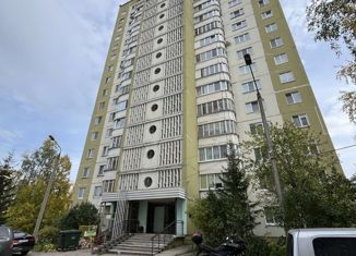 Продаю трехкомнатную квартиру, 80 м2, Пермь, улица Мильчакова, 37