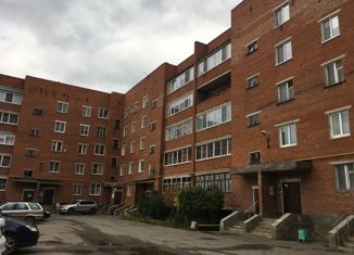 Двухкомнатная квартира на продажу, 49.4 м2, Глазов, Колхозная улица, 6