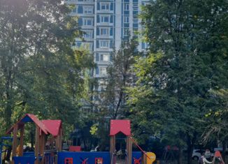 Трехкомнатная квартира на продажу, 74 м2, Москва, улица Раменки, 9к4, улица Раменки