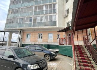 Продам 2-ком. квартиру, 64.4 м2, Якутск, улица Красноярова, 1, Автодорожный округ