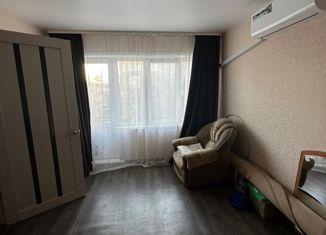 Продаю 2-комнатную квартиру, 42.7 м2, Березники, Советский проспект, 72