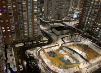 Продам 1-ком. квартиру, 38 м2, Москва, Новорогожская улица, 8, станция Москва-Товарная