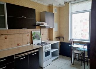 Однокомнатная квартира на продажу, 47 м2, Батайск, улица Комарова, 132А