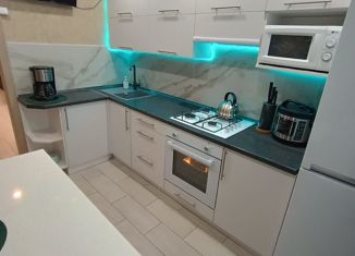 Продаю 3-ком. квартиру, 58 м2, Емва, улица 30 лет Победы, 26