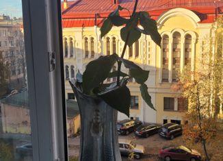 Продажа 3-ком. квартиры, 76.4 м2, Санкт-Петербург, Среднегаванский проспект, 14, Среднегаванский проспект