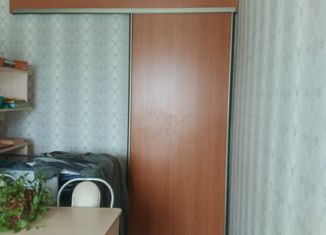 Продам 2-ком. квартиру, 42.7 м2, село Кизильское, улица Мира, 46