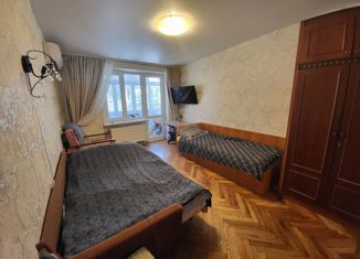 Продам двухкомнатную квартиру, 42.3 м2, Крым, Алупкинское шоссе, 74