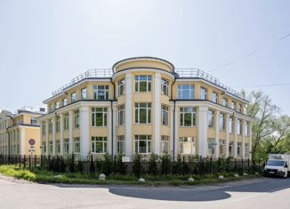 Продается 5-комнатная квартира, 277 м2, Петергоф, Фабричная улица, 3