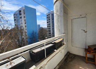 Двухкомнатная квартира на продажу, 56 м2, Самара, улица Губанова, 26