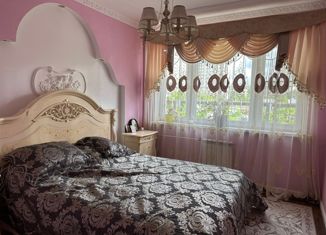 Продается двухкомнатная квартира, 72 м2, Москва, улица Васильцовский Стан, 7к1, метро Текстильщики