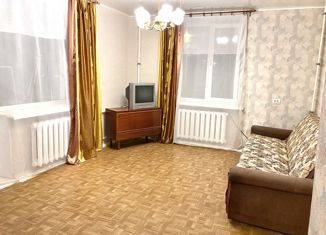 Сдам в аренду 1-комнатную квартиру, 31 м2, Петергоф, улица Путешественника Козлова, 18