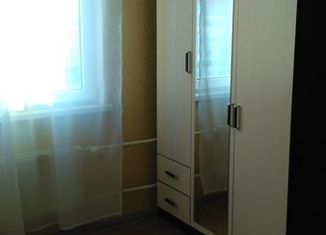 Сдаю в аренду двухкомнатную квартиру, 70 м2, Санкт-Петербург, улица Осипенко, 10, улица Осипенко