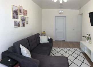 Трехкомнатная квартира на продажу, 59 м2, поселок Кутулик, квартал Нефтяников, 3