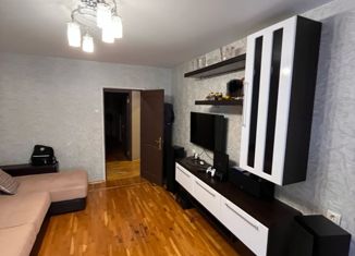 4-комнатная квартира на продажу, 82.1 м2, Тюменская область, Прибалтийская улица, 27
