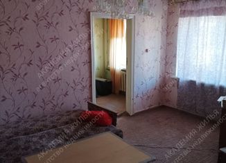 Продажа 2-комнатной квартиры, 41.7 м2, Орск, улица Менделеева, 5