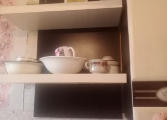 Продаю 1-ком. квартиру, 29 м2, Альметьевск, улица Шевченко, 5