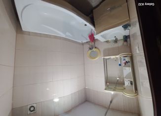 Продам 2-ком. квартиру, 51 м2, посёлок городского типа Кардымово, улица Ленина, 54