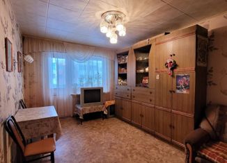 Продается 3-комнатная квартира, 58.8 м2, Альметьевск, улица Белоглазова, 56