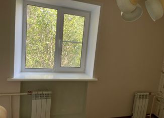 Продажа 4-ком. квартиры, 61.3 м2, Тольятти, улица Карла Маркса, 21, Центральный район