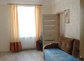 Продаю четырехкомнатную квартиру, 101.5 м2, Орск, переулок Синчука, 11