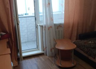 Продам 2-комнатную квартиру, 42 м2, Яровое, квартал В, 6