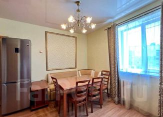 Продам однокомнатную квартиру, 48 м2, Владивосток, улица Адмирала Кузнецова, 86А, Ленинский район