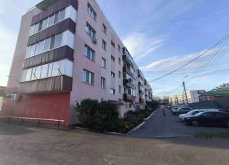 Продается 4-ком. квартира, 78 м2, Янаул, улица Ленина, 8