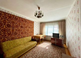 Продам двухкомнатную квартиру, 46.3 м2, Саяногорск, микрорайон Комсомольский, 76