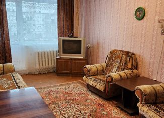 Аренда двухкомнатной квартиры, 47 м2, Ленинградская область, поселок Кингисеппский, 1