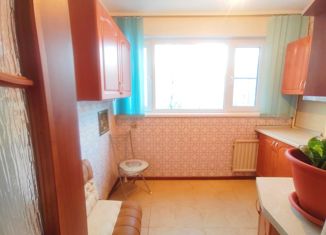 Продается трехкомнатная квартира, 61 м2, Санкт-Петербург, проспект Стачек, 103к1, метро Ленинский проспект