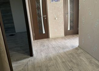 3-комнатная квартира на продажу, 60 м2, село Обуховское, Школьная улица, 2А